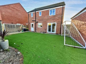 Photo 33- click for photo gallery